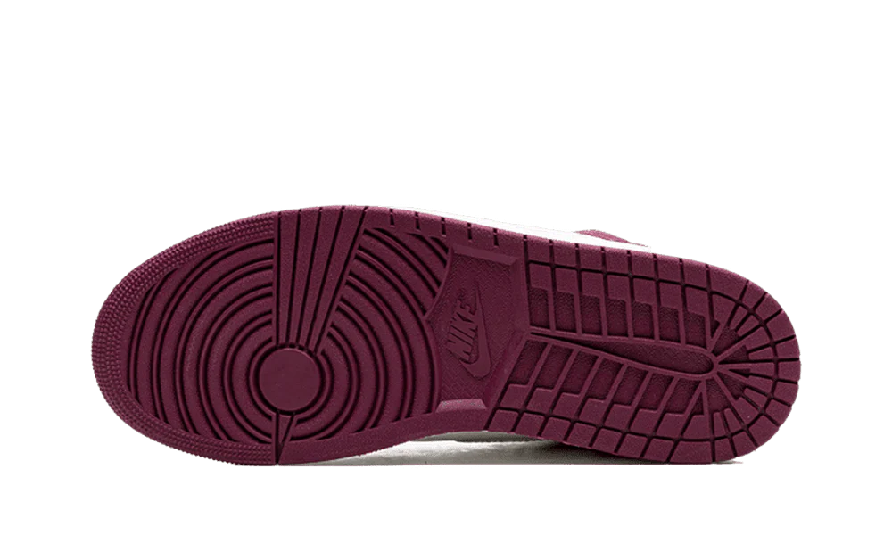 Air Jordan 1 Retro High OG Bordeaux - Image 5
