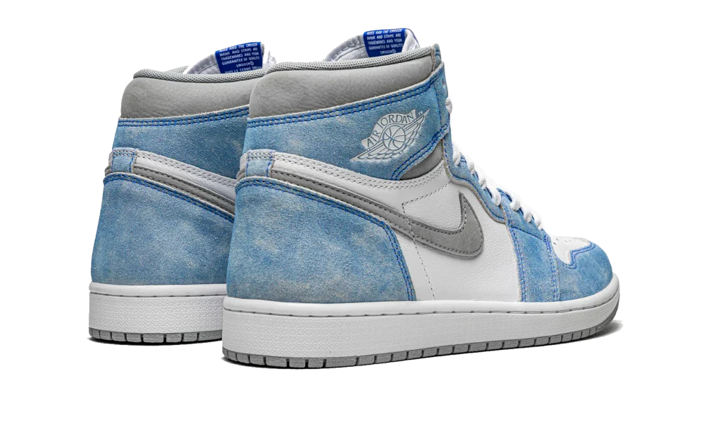 Air Jordan 1 Retro High OG Hyper Royal - Image 5