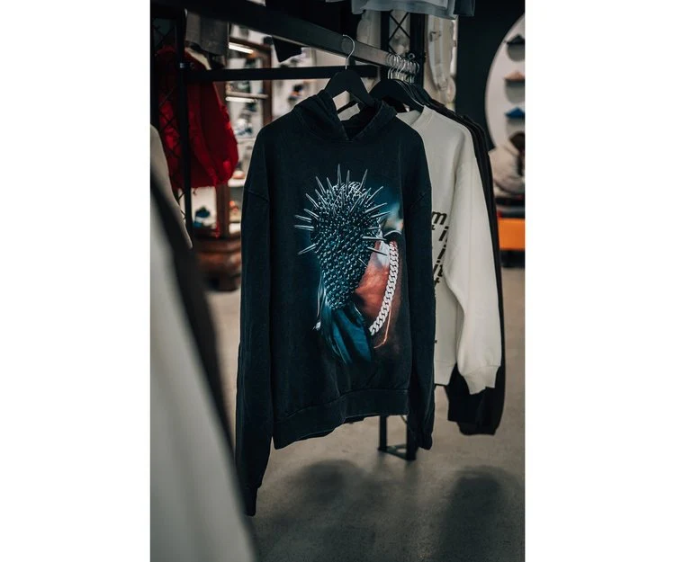 Thorned Mask Oversize Hoodie - Image 3