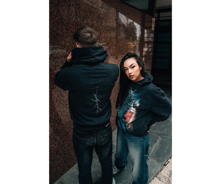 Thorned Mask Oversize Hoodie - Image 9